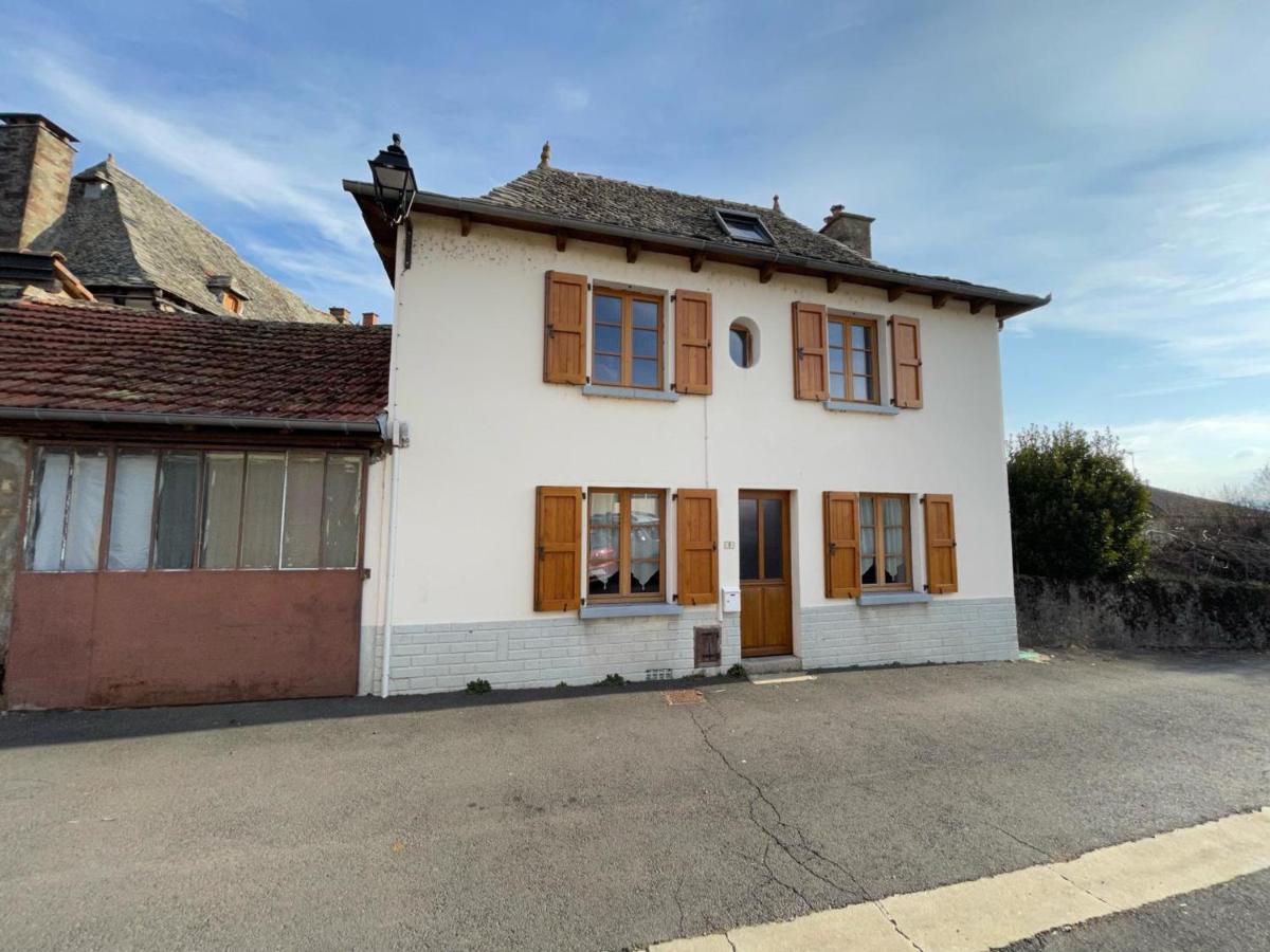 Charmante Maison 3 Chambres Avec Jardin, Cheminee, Parking, Proche Conques Et Activites Plein Air - Fr-1-742-168 Cassaniouze 外观 照片